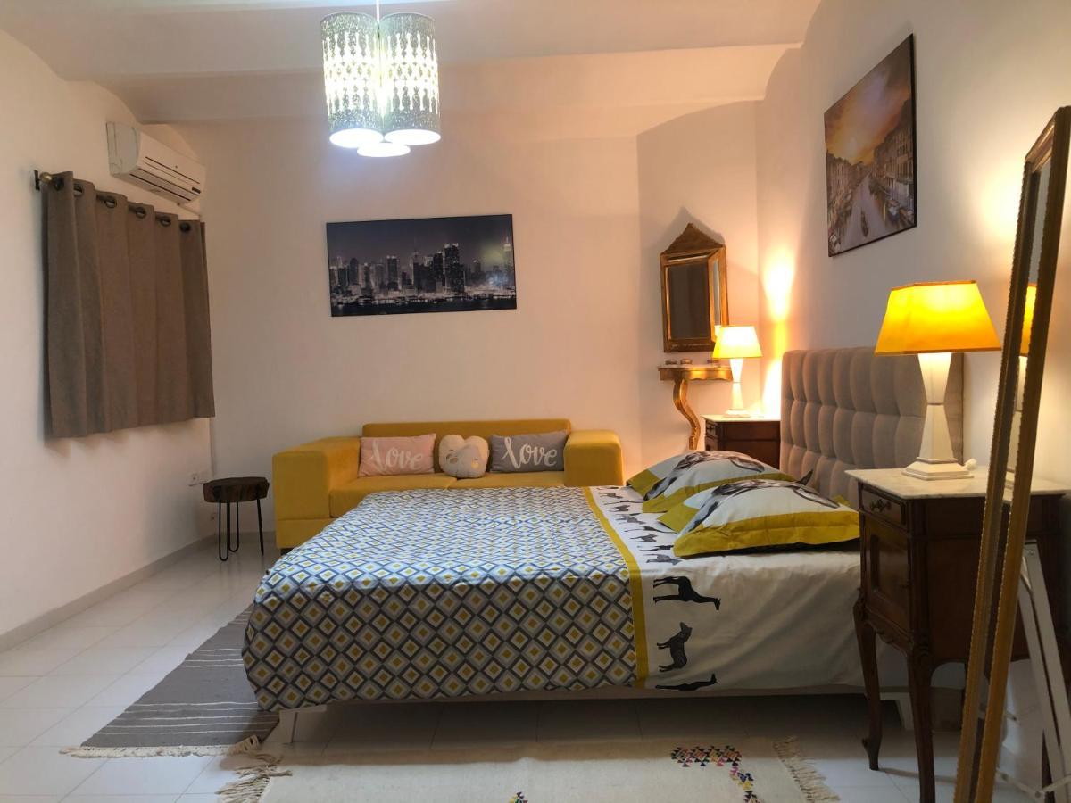 Cosy Appart En Plein Coeur De La Marsa Exterior foto